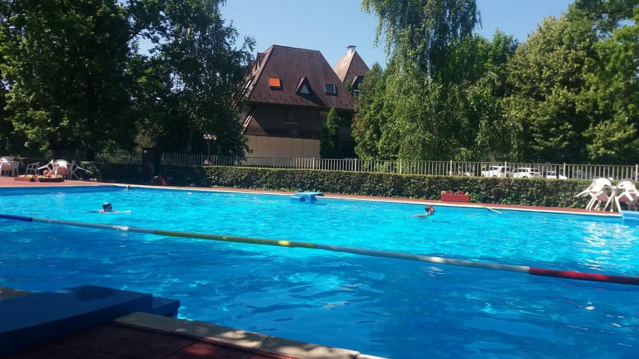 Kek Vitorlas Apartman Gárdony Екстериор снимка